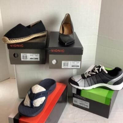 P - 484.  Designer Shoe Lot ( 4 pr ) Size. 8 