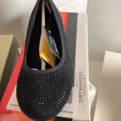 P - 485. Designer Brand Shoe Lot ( 5 pr )  Size 7.5 