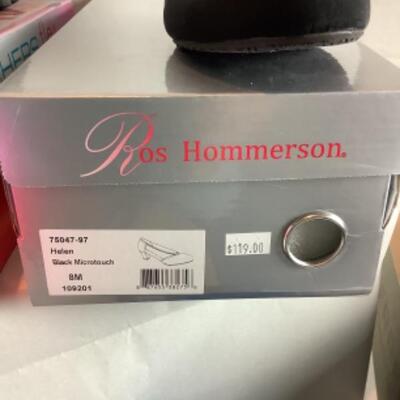 P - 486. Designer Brand Shoe Lot Size 8 ( 4pr ) 