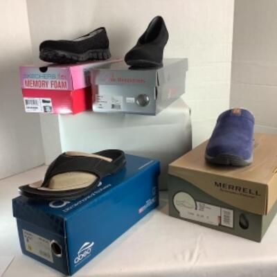 P - 486. Designer Brand Shoe Lot Size 8 ( 4pr ) 