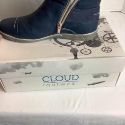 P - 487. Lot of Designer Artsy Shoes Size 8 ( 2 pr ) 