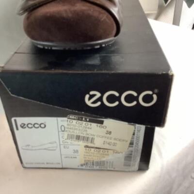 P - 490 Designer Shoe Lot Size 8/8.5 