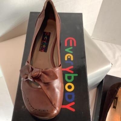 P - 490 Designer Shoe Lot Size 8/8.5 