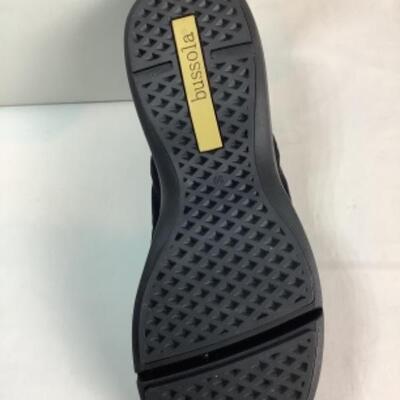 P - 501 NEW Designer Shoe Lot , Size 39 = 8 US 