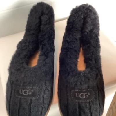 P - 504  NEW IN BOX Designer BrandShoe Lot  Size 8