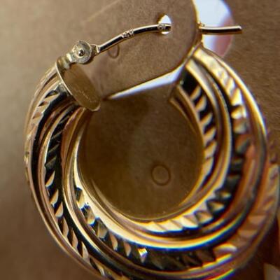 K559 14k Yellow Gold Diamond Cut Chunky Hoop Earrings 