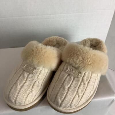 P - 508. Designer Brand Shoe Lot Size 8 