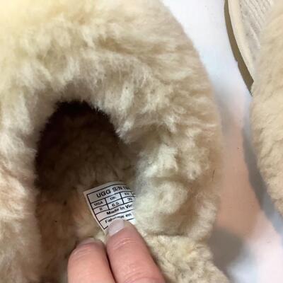 P - 508. Designer Brand Shoe Lot Size 8 