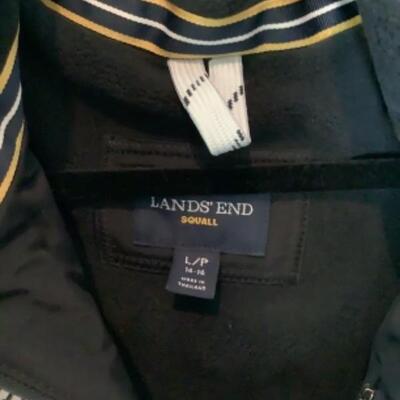 P - 516  Landsâ€™End Squall Jacket 