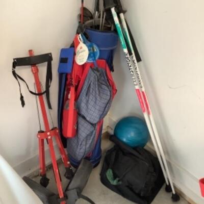 G - 524 Sports / Womenâ€™s  Golf Lot