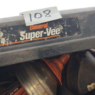 lot 108 - Super-Vee Drain/Sewer Cleaning Machine W/ 25' x 3/8