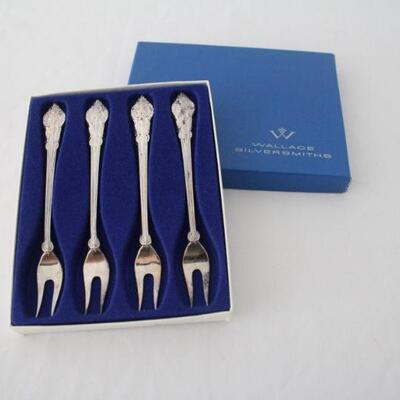 Lot #179: Wallace Silversmiths Silver Plated Cocktail Forks 