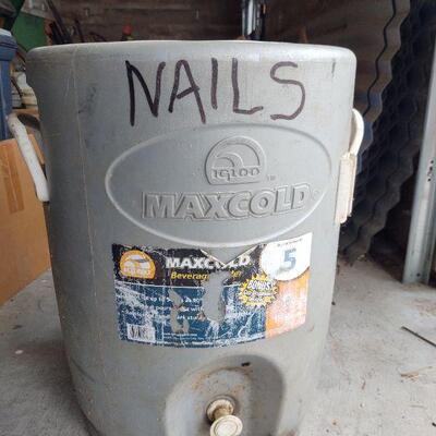 lot 111 -Water cooler/lld and content - nails for nailer