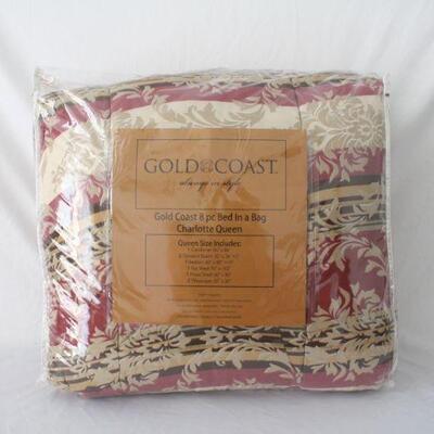 Lot #191: New in Package Gold Coast 8 Piece Bed in a Bag Queen Size 
