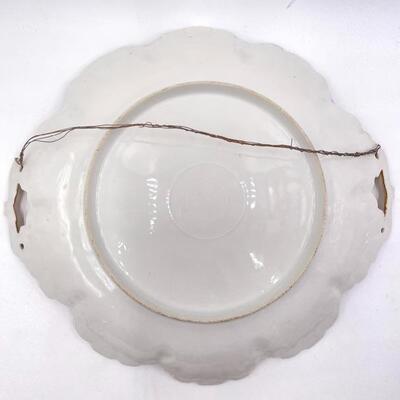 VINTAGE SCALLOPED PINK FLORAL DECORATIVE PLATE