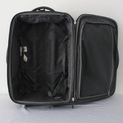 Lot #196: High Sierra Upright Suitcase Rolling Luggage 