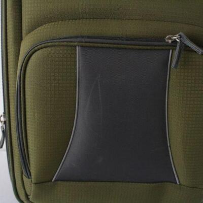 Lot #197: High Sierra Upright Suitcase Rolling Luggage 