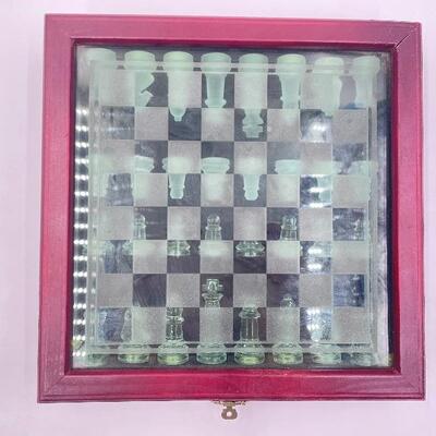 GLASS CHESSBOARD BOX AND PIECES