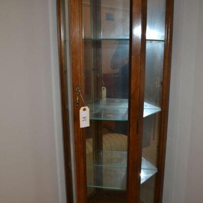 LOT 14 LIGHTED DISPLAY CABINET