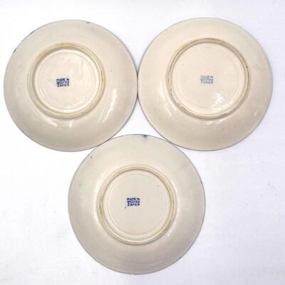 VINTAGE â€œBLUE WILLOWâ€ TEACUPS AND SAUCERS SET OF 3