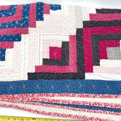 UNIQUE MACHINE STICHED QUILT 