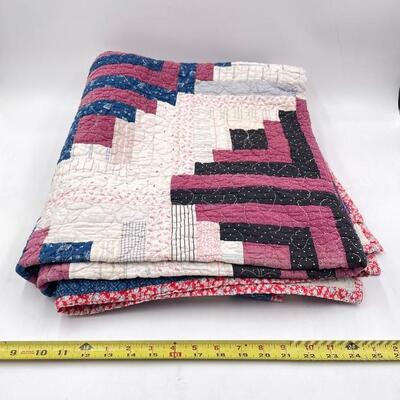 UNIQUE MACHINE STICHED QUILT 