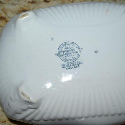 LOT 71  VINTAGE COVERED DISH
