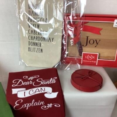 G - 530 Holiday Cheer Lot 