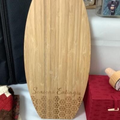 G - 533. Holiday Lot that Keeps On Giving