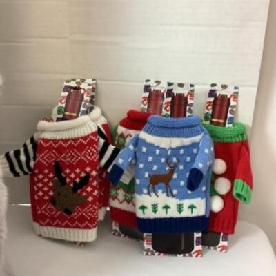 G - 533. Holiday Lot that Keeps On Giving