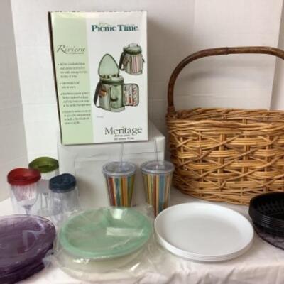 G - 534 Time To Picnic with Meritage Wine & Cheese Tote