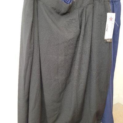 Lot 183: Ladies Skirt Lot (All NEW with Tags)
