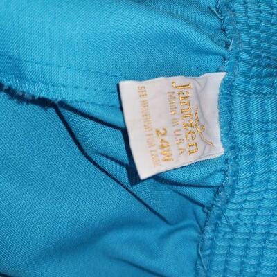 Lot 184: Ladies Skirt Lot
