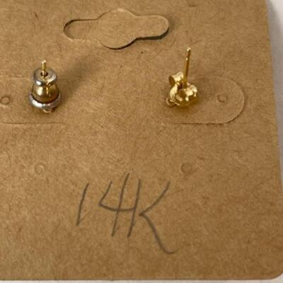 K566 14k Yellow Gold 6mm Pearl pierced Earrings 