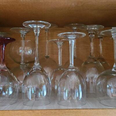 Lot 11K: Glassware, Wine Glasses, Coffee Mugs