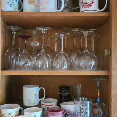 Lot 11K: Glassware, Wine Glasses, Coffee Mugs