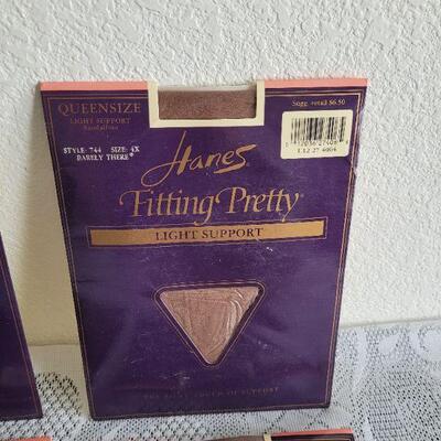 Lot 186: New Pantyhose lot