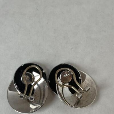 K569 14k White Gold Black Onyx Pierced French Back Earrings  