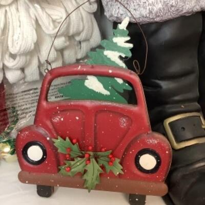 G - 800 Santaâ€™s Boots & More 