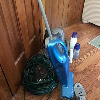 Lot 65D Bissell Spotbot & Eureka ez clean