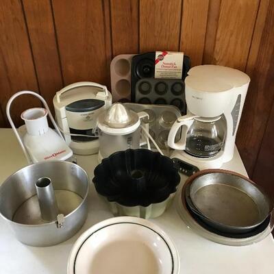Lot 68D Kitchen Appliances & more