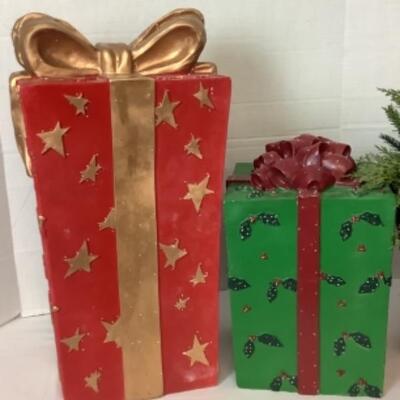 G - 802  Pre-Lite Present Lot & Merry Merry Arrangement 