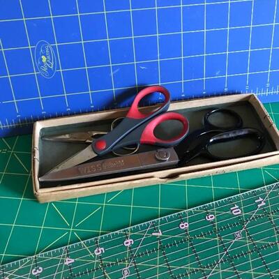 lot 69D Sewing Cutting Mats, Thread, Scissors and More