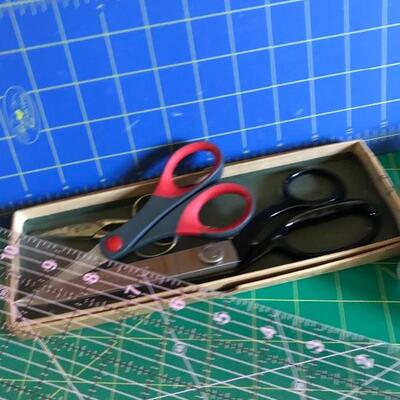 lot 69D Sewing Cutting Mats, Thread, Scissors and More