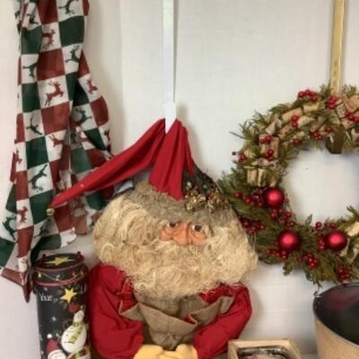 G - 803 Burlap Santa Lot