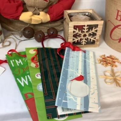 G - 803 Burlap Santa Lot