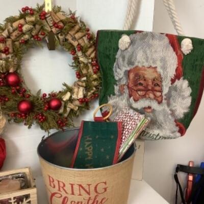 G - 803 Burlap Santa Lot