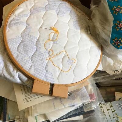 Lot 70D Crochet & Knitting books, Embroidery and more