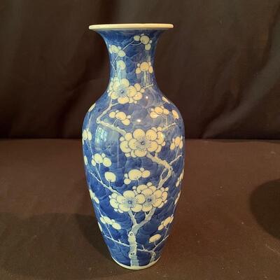 Lot 119 - Cherry Blossom Vase with Planter and Mugs