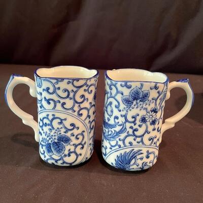 Lot 119 - Cherry Blossom Vase with Planter and Mugs